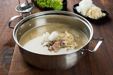 haşlanmış kuzu etli güveç