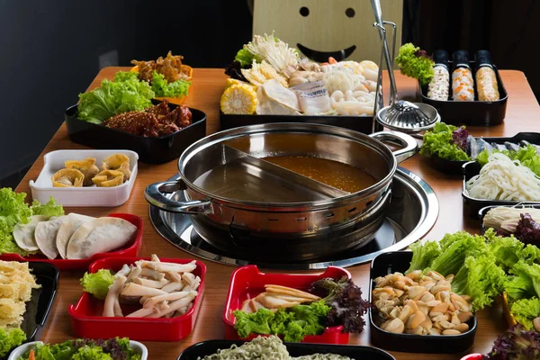  güveç Asya gıda ile