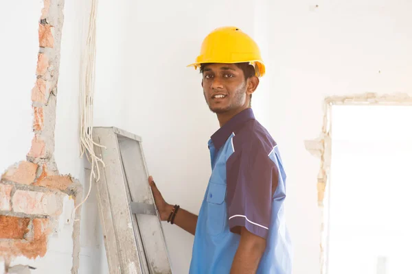 construction worker in hard hat