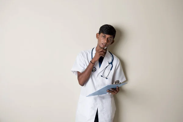 Indischer Arzt — Stockfoto