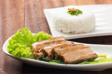 Kızarmış domuz eti