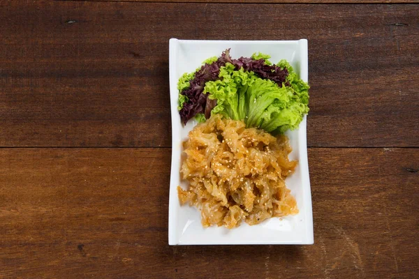 Vaření Čínské Jídlo Plísní Dřevěný Stůl — Stock fotografie