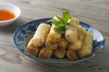 Lumpia Spring Rolls, Asya gıda