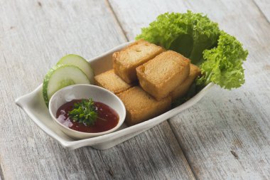 derin kızarmış balık topları 