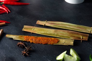 Meşhur Malezya yemeği otak otak yakın çekim