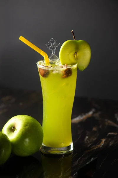 Close Shot Green Apple Juice Background — Stock Photo, Image