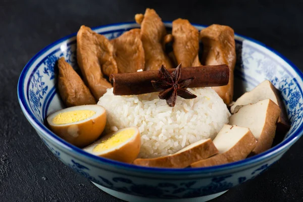 Nahaufnahme Von Geschmortem Chiense Und Reis — Stockfoto