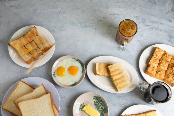 Typisk Malaysisk Frukost Nanyang Kök Med Kopieringsutrymme Royaltyfria Stockbilder