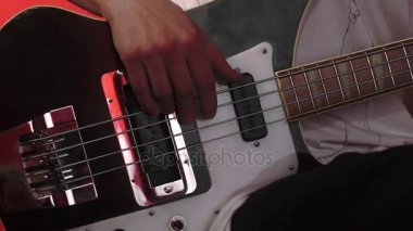 Kulüpte müzik grubu