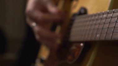 Kulüpte müzik grubu