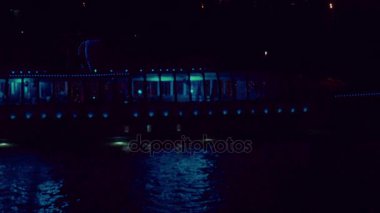 Gece geminin ufuk ışık