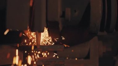 Metal çubuk kesme