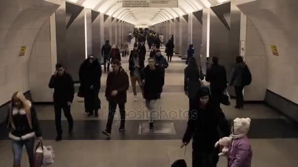 Lapso de tempo de passageiros no metrô — Vídeo de Stock