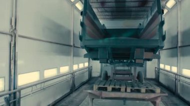 Kamyon vücut taşıyan forklift