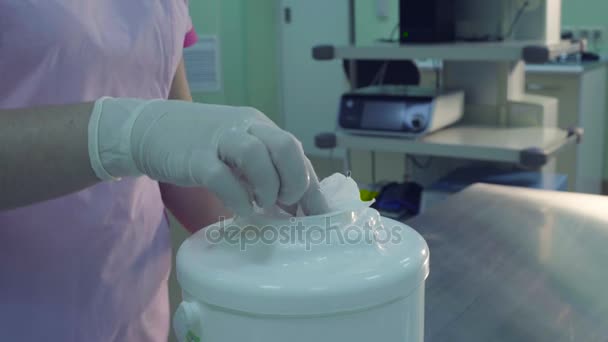Preparación de un quirófano . — Vídeos de Stock