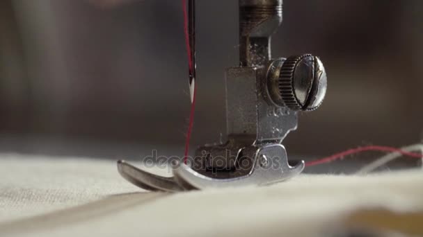 Machine à coudre de travail 