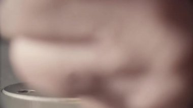 Dikiş makinesi iş parçacığı oluşturma.