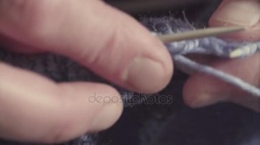 Yün kazak örgü el