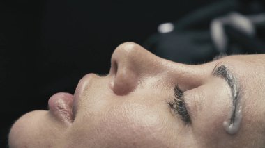 Kaş düzeltme güzellik Kliniği