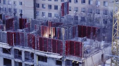 Üst yapı inşaat işçileri