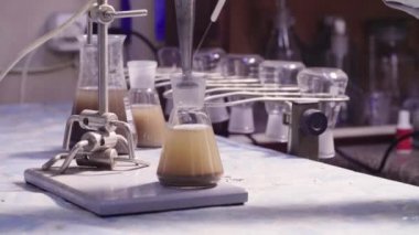 Bilim adamları el karıştırıcı balonun üzerinden yaptırmayı