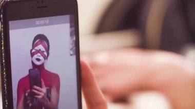 Kendini seyir modeli portresi