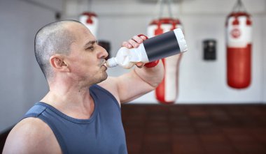 Kick boks içme suyu