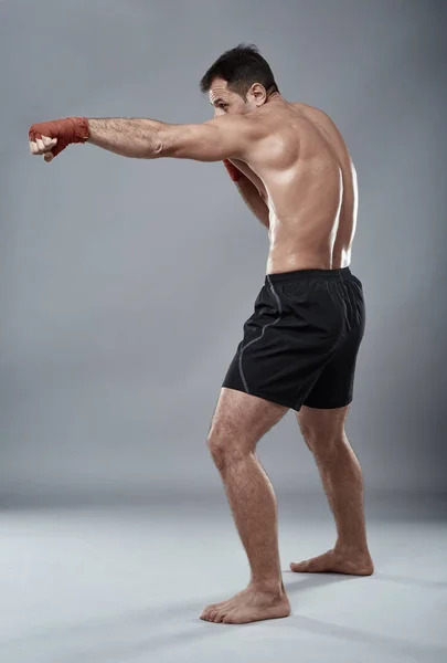 Stíhací výcvik na boxovací pytle — Stock fotografie