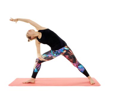 yoga öğretmeni pratik yoga