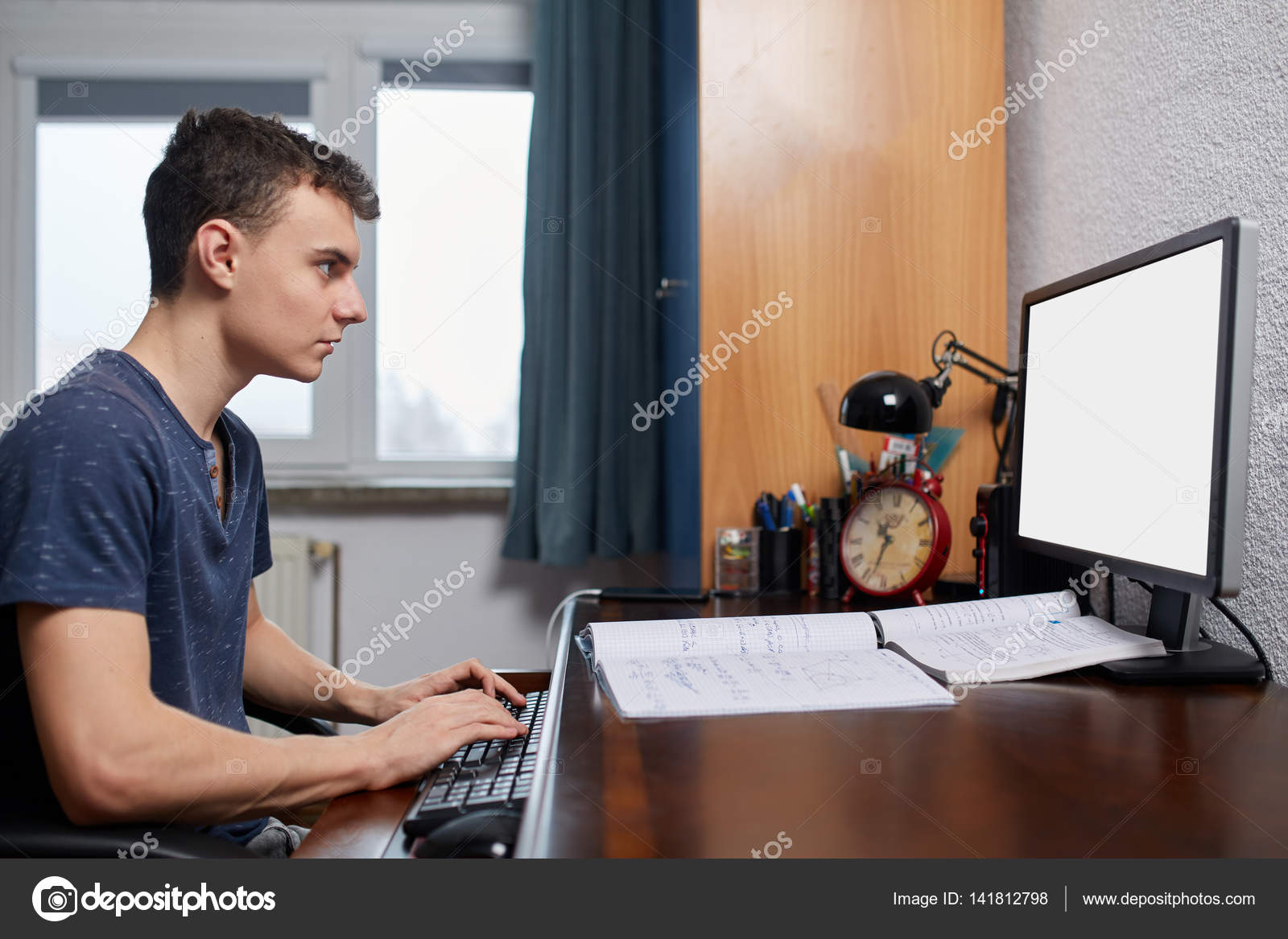 analyzing argument essay map