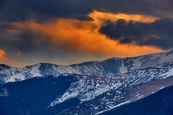 Sonnenuntergang in den Parang Bergen — Stockfoto