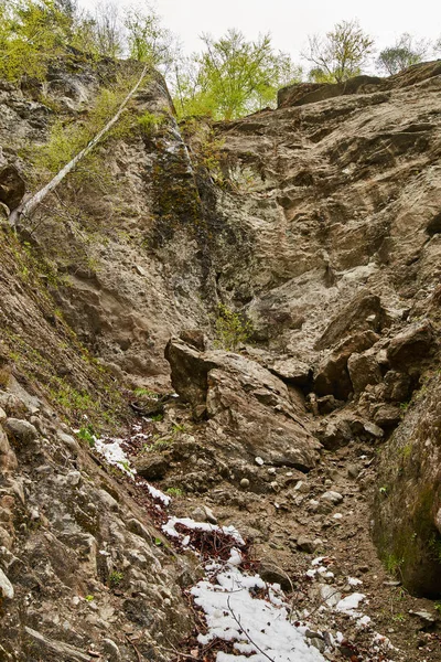 Avalanche of huge rocks — Stock Photo, Image