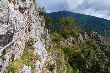 insanlar dağlarda tırmanma