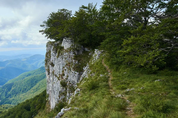 Kalker Dağları ile manzara
