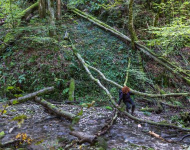 sırt çantası ile kadın fiyatı