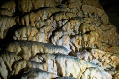 Mağaranın iç speleothemes