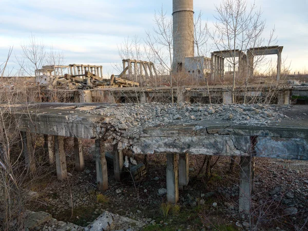 Landcape Med Industriella Ruinerna Vid Solnedgången — Stockfoto