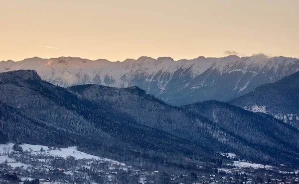 Hautes Montagnes Poudrées Neige Coucher Soleil — Photo