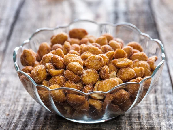 Honey coated peanuts — Stock Photo, Image