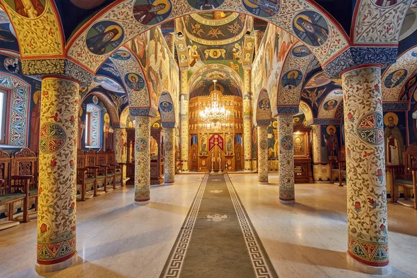 Εσωτερικό Του Υπέροχα Ζωγραφισμένα Ορθόδοξη Εκκλησία — Φωτογραφία Αρχείου