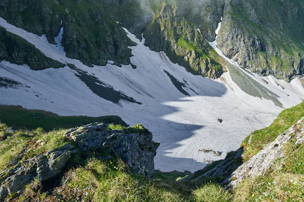 Landscape Melting Snow Mountain Valley — Stock Photo, Image