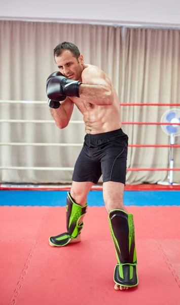 Kickbox Fighter Training Gym Selective Focus — Stock Photo, Image