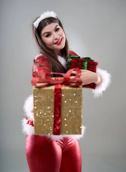 Belle Jeune Fille Santa Avec Des Cadeaux Donner — Photo