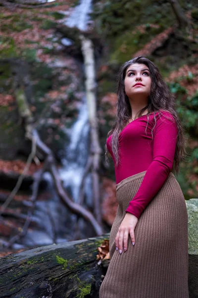 Portrait Gorgeous Latin Young Woman Waterfall — Stock Photo, Image
