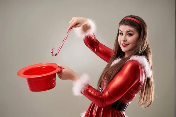 Weihnachtsmann Zauberin Mit Hut Und Kopierraum Oben — Stockfoto