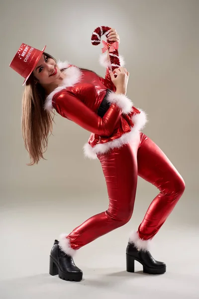 Beautiful Santa Woman Red Costume Gray Background — ストック写真