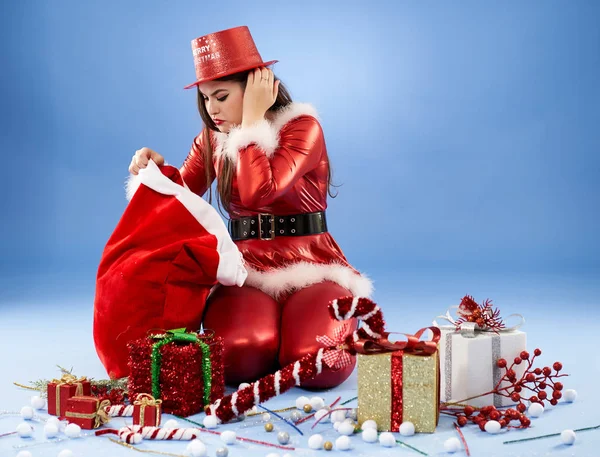 Santa Dívka Dárky Vánocům — Stock fotografie