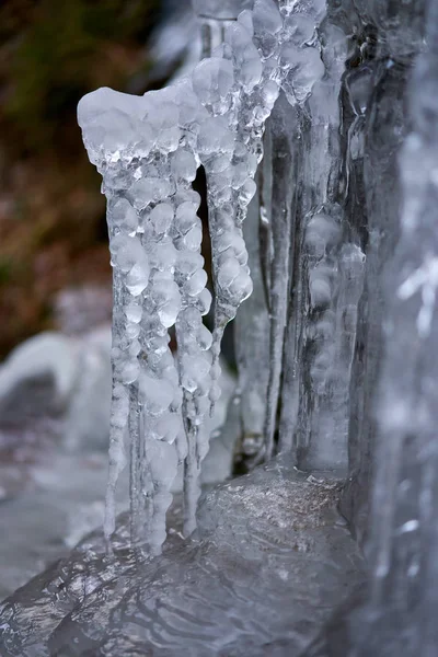 Glaces Magnifiquement Façonnées Sur Une Montagne Partir Une Cascade Gelée — Photo