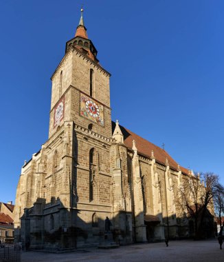 Brasov Bv, Romanya - 15 Aralık 2019: Ortaçağ tarihi merkezi Siyah Kilise