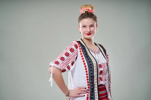 Young Romanian Woman Traditional Popular Costume Studio Shot — Stock Photo, Image